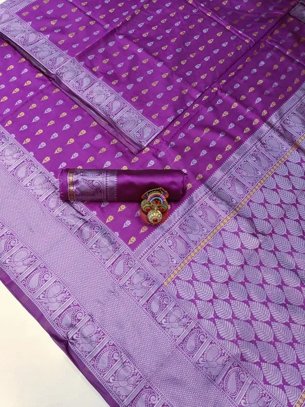 Purple_Embellished_Banarasi_Jacquard_Saree_(Purple)